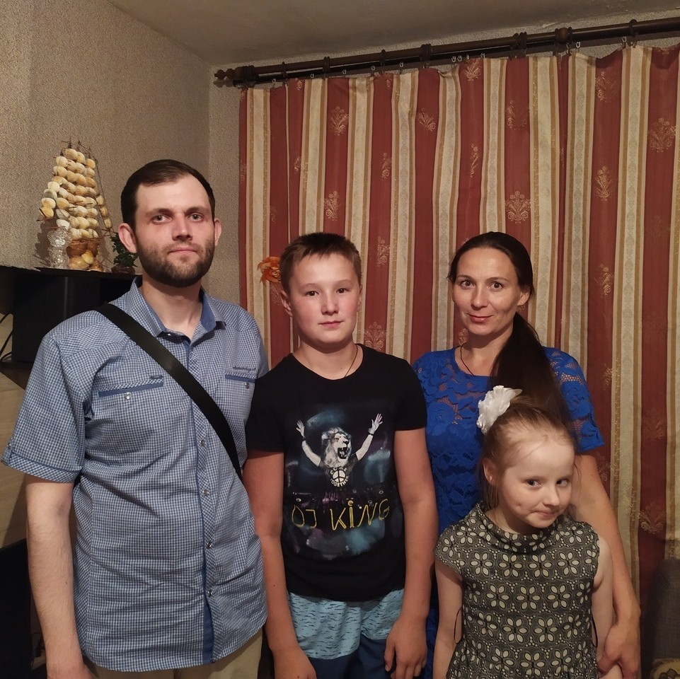 Пермский блогер GrimOptimist собрал игровой компьютер и подарил его семье ребенка, пережившего онкологическое заболевание.